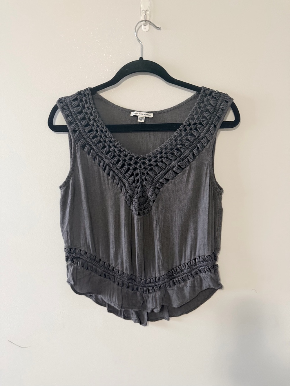 American Eagle Charcoal Gray Medium